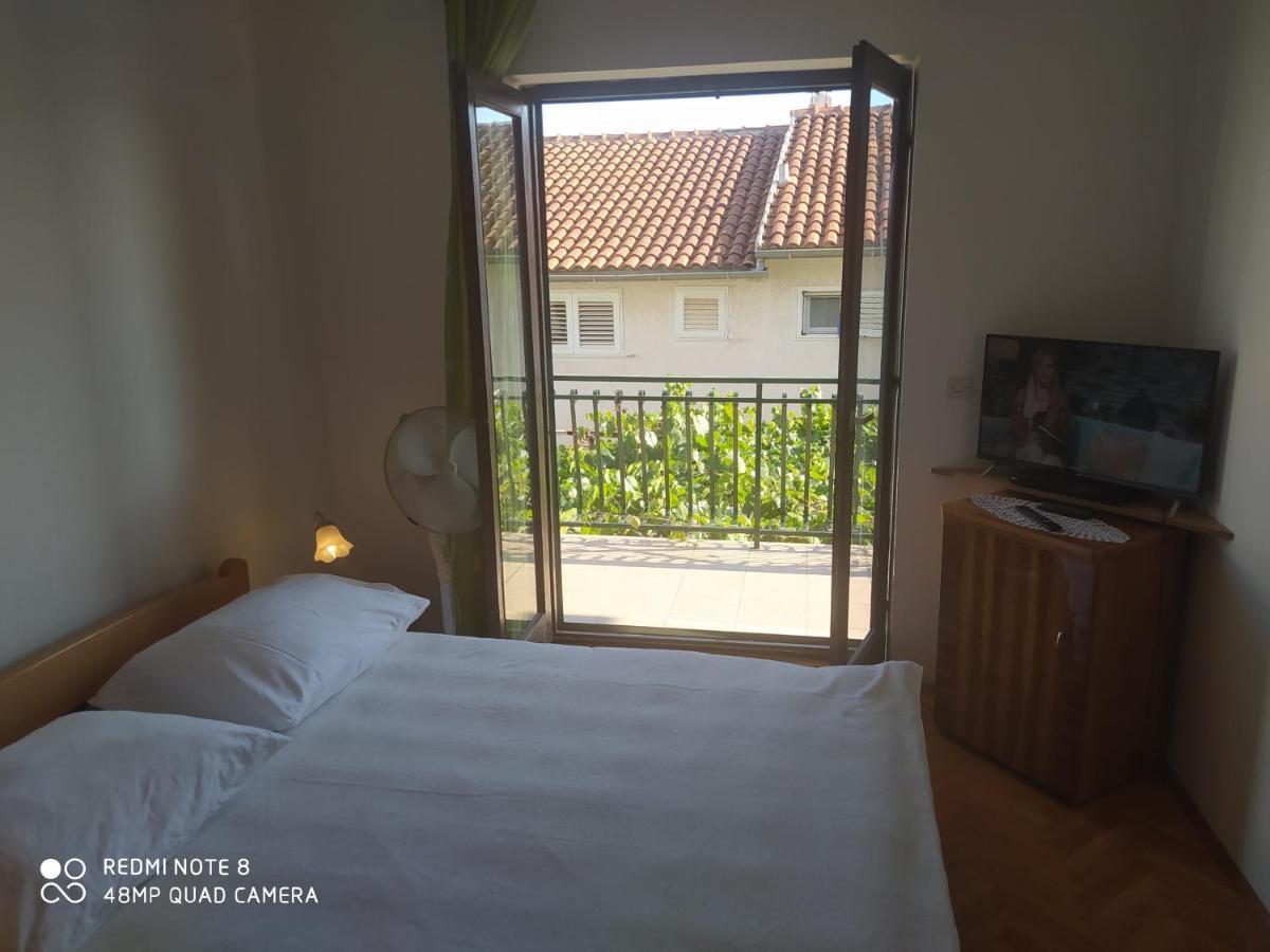 Apartments Luca Žaborić Zewnętrze zdjęcie